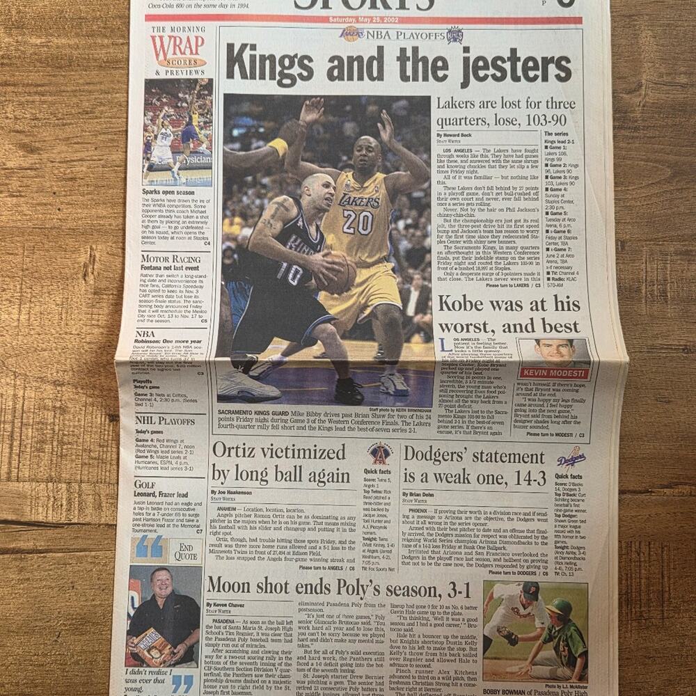 Vtg 2002 Los Angeles Lakers Sacramento Kings Gabriel Valley Newspaper